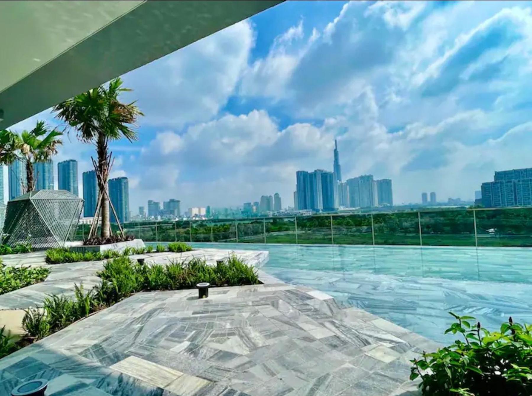 The Metropole -Complex "Opera, Crest, Galleria " -Free Pool-Gym-Sauna Room-Yoga Room Ho Chi Minh City Exterior photo